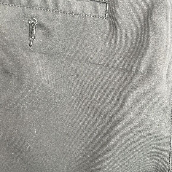 Men’s PGA Tour Size 36 Golf Shorts - Picture 5 of 5